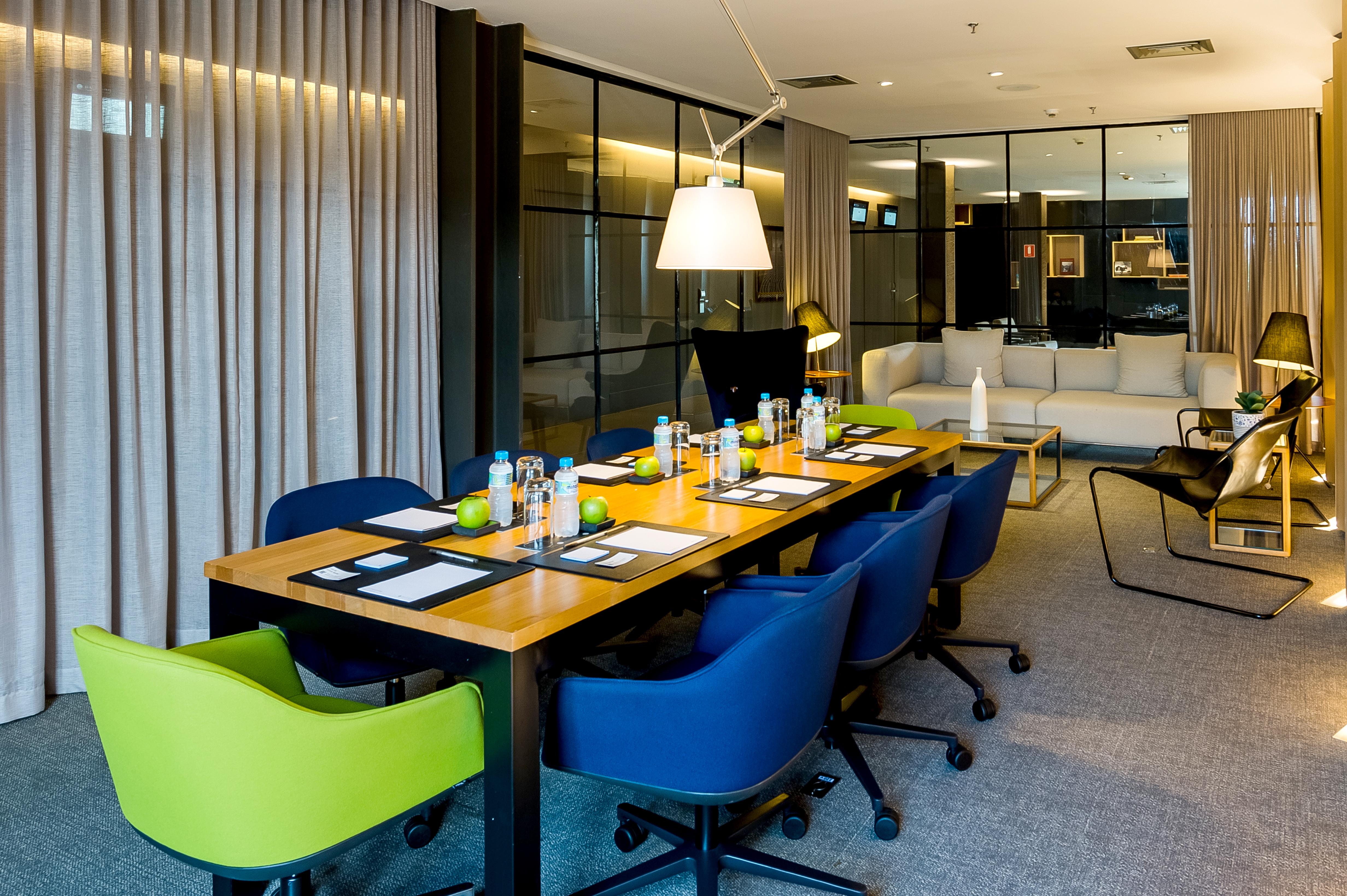Pullman Sao Paulo Guarulhos Airport Hotell Exteriör bild Meeting room at the hotel